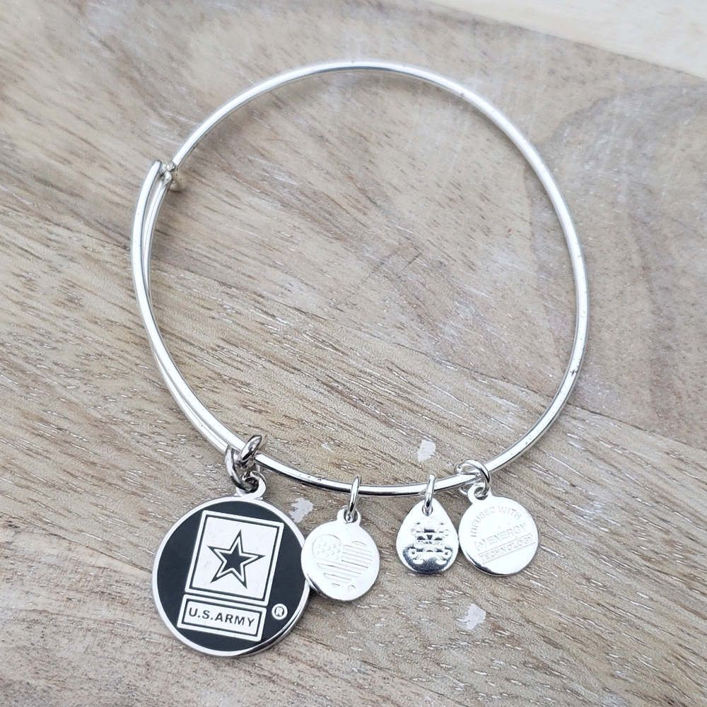 28. Army charm bracelet